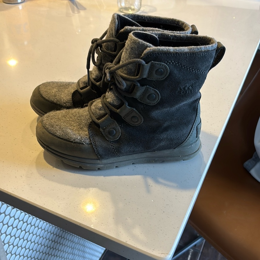Grey sorel winter boots